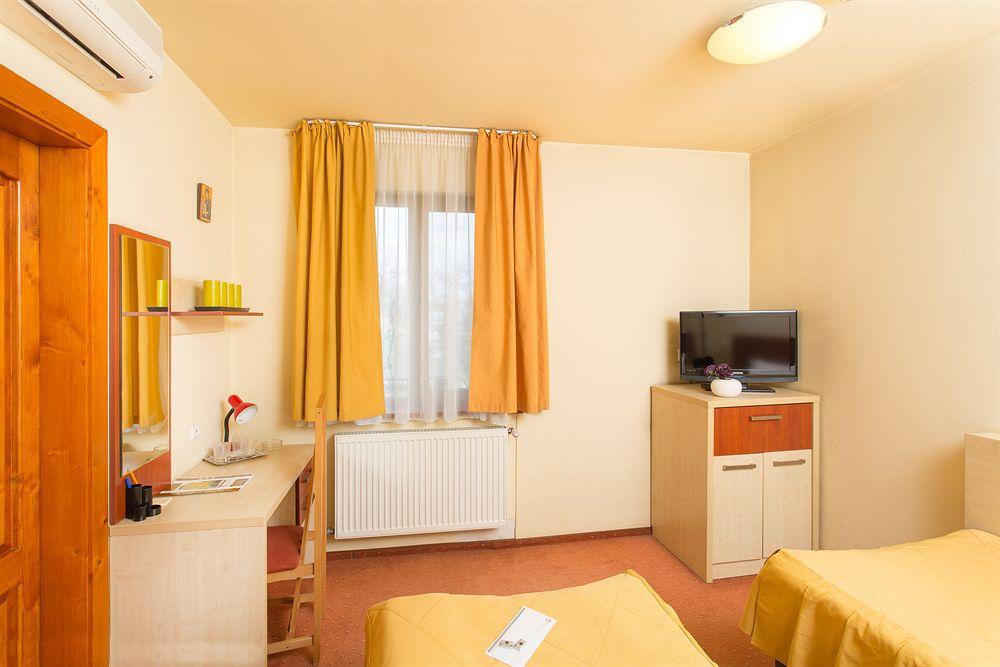Lol Et Lola Hotel Cluj-Napoca Eksteriør billede