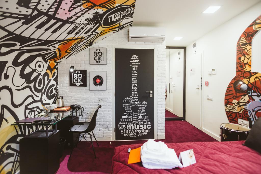 Lol Et Lola Hotel Cluj-Napoca Eksteriør billede